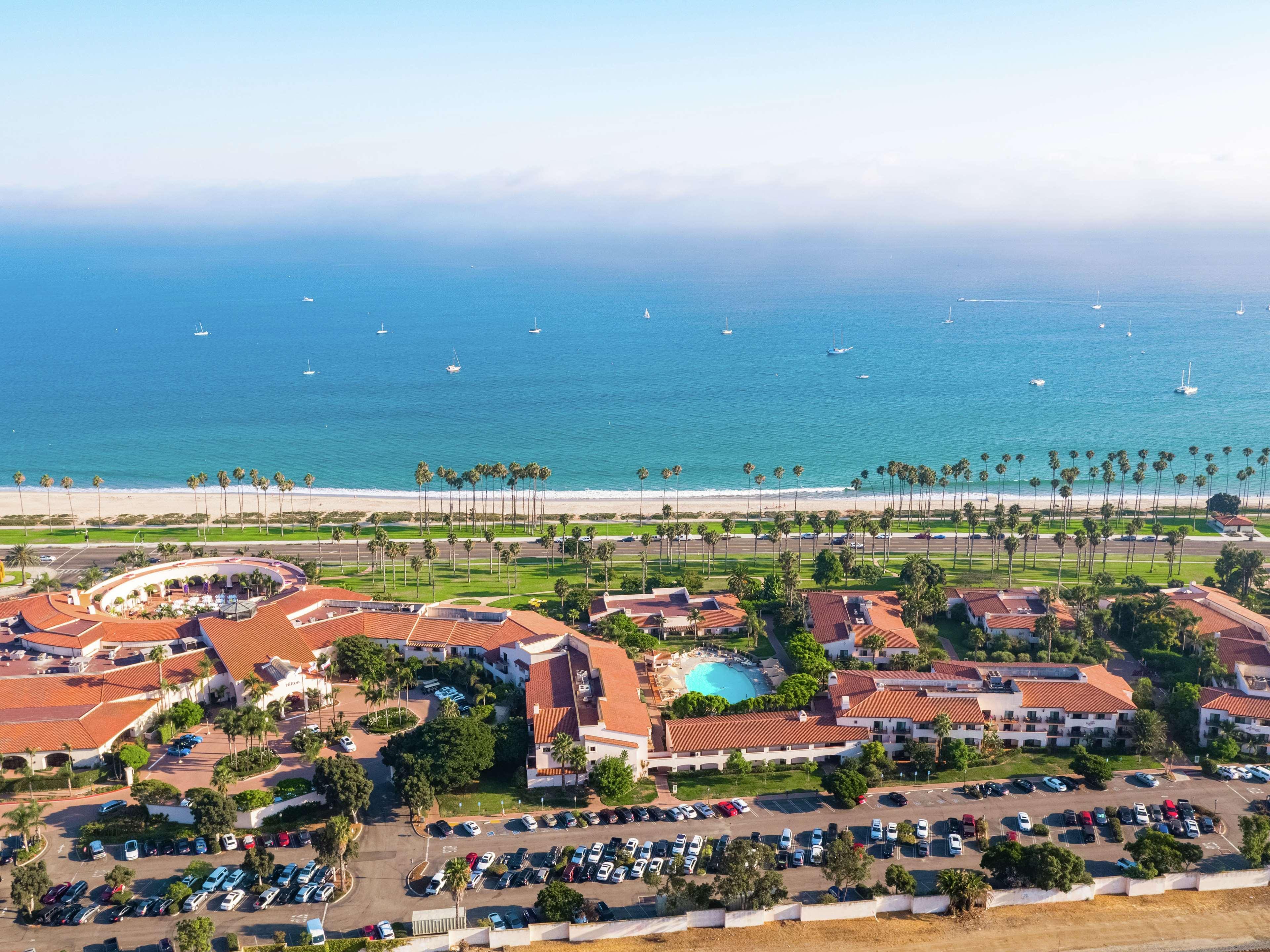 Hilton Santa Barbara Beachfront Resort Exterior foto