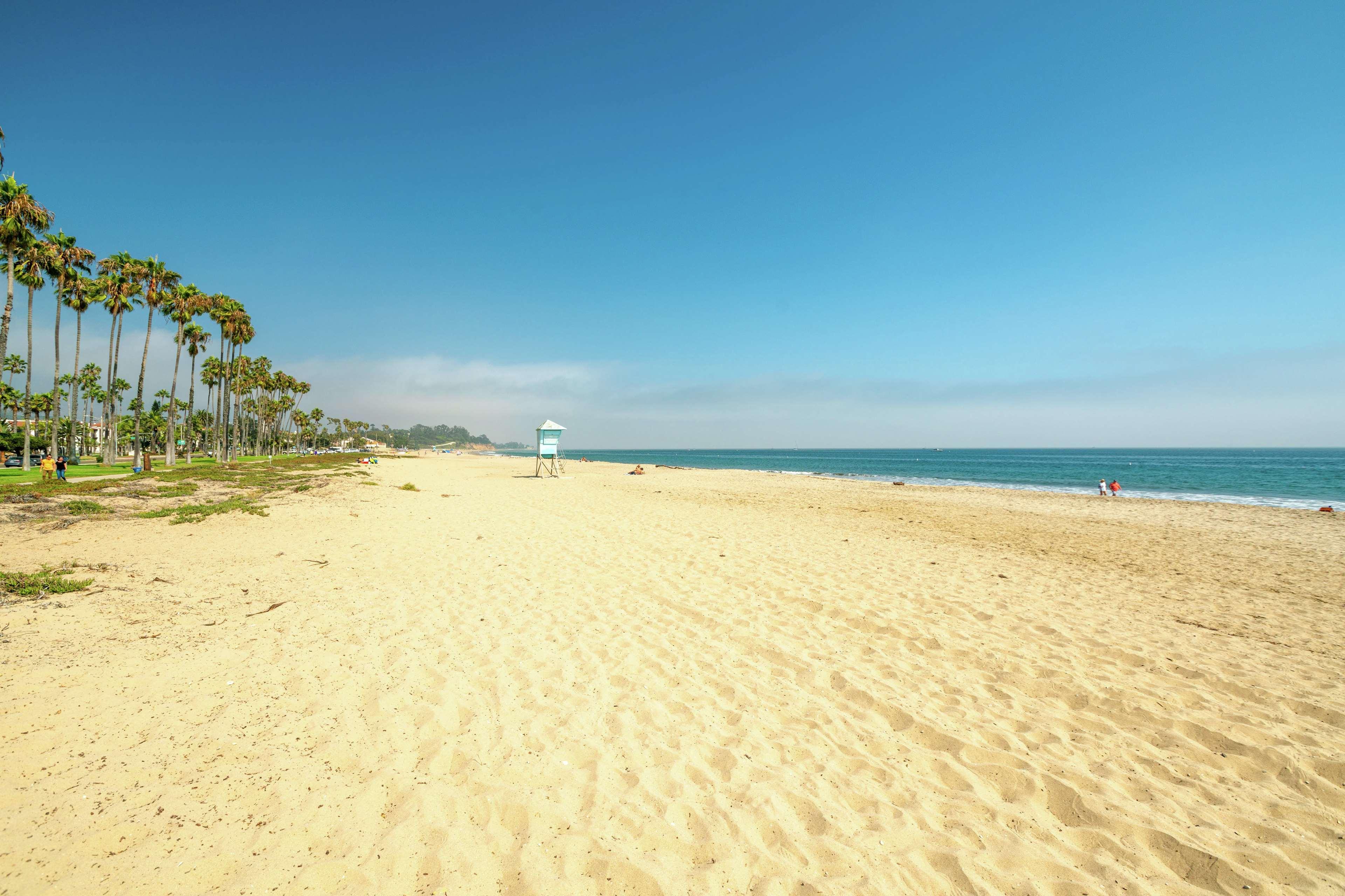 Hilton Santa Barbara Beachfront Resort Exterior foto